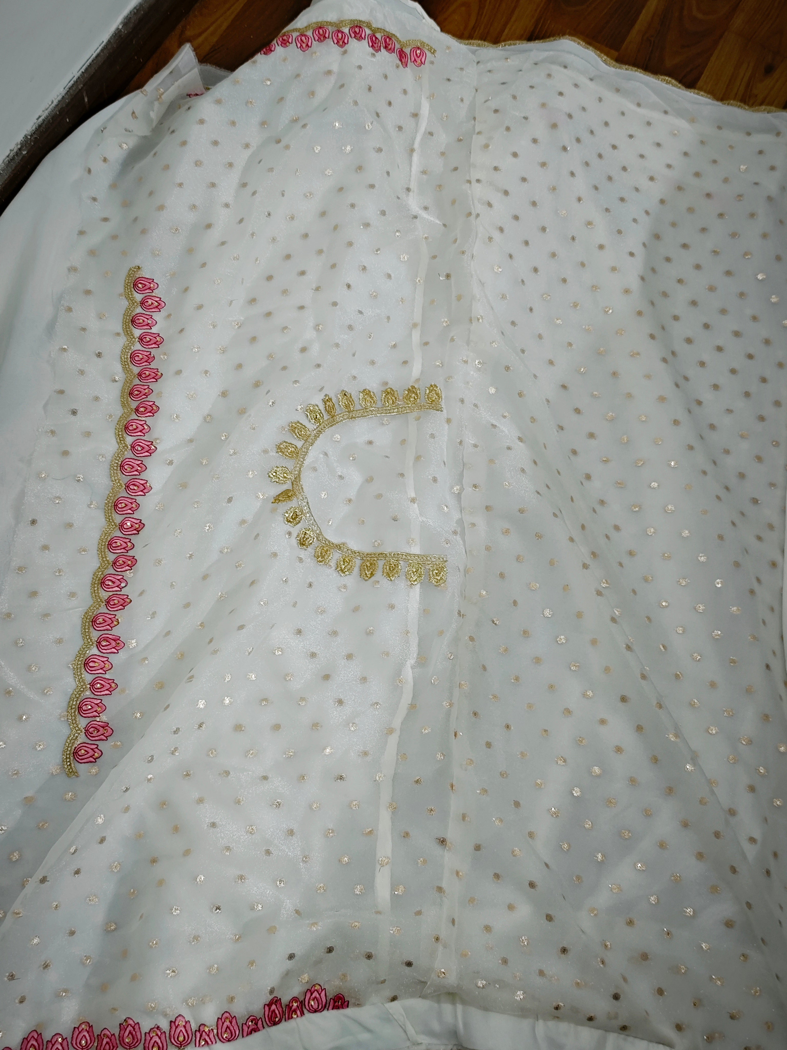 C-1429-30 White & Pink