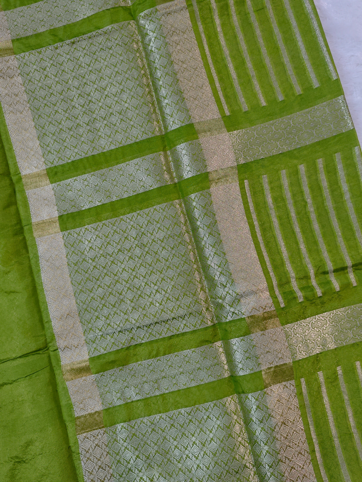 Mashru Crep Silk-KSV5036-Parrot Green