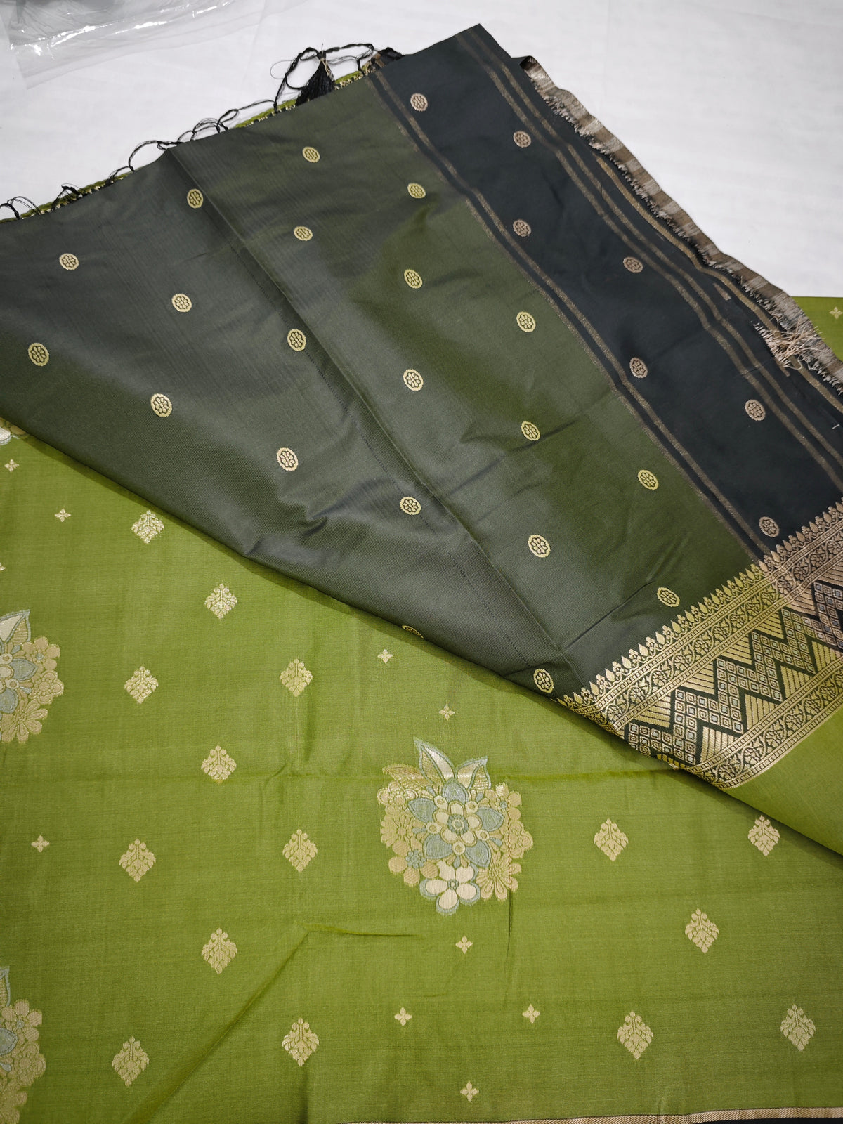 Soft Silk-KSV5014-Olive Green and Black